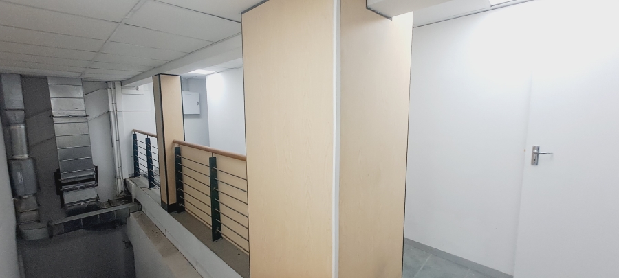 To Let commercial Property for Rent in Sonstraal Western Cape